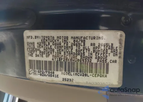 1998 Toyota Camry из США, поврежденный, VIN 9332